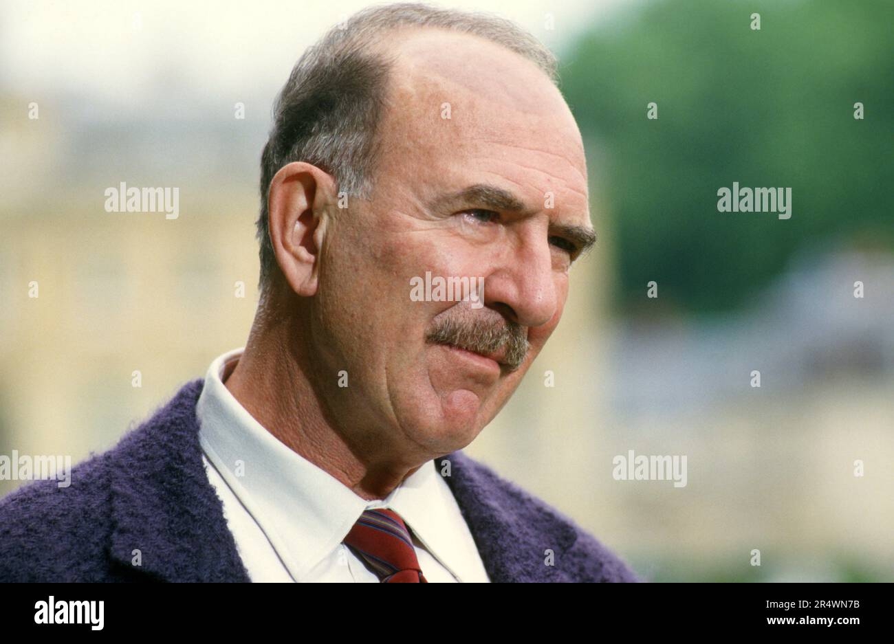 UN château au soleil (TV-Serie) Jahr 1988 Frankreich Regisseur Robert Mazoyer Jean-Pierre Marielle Stockfoto