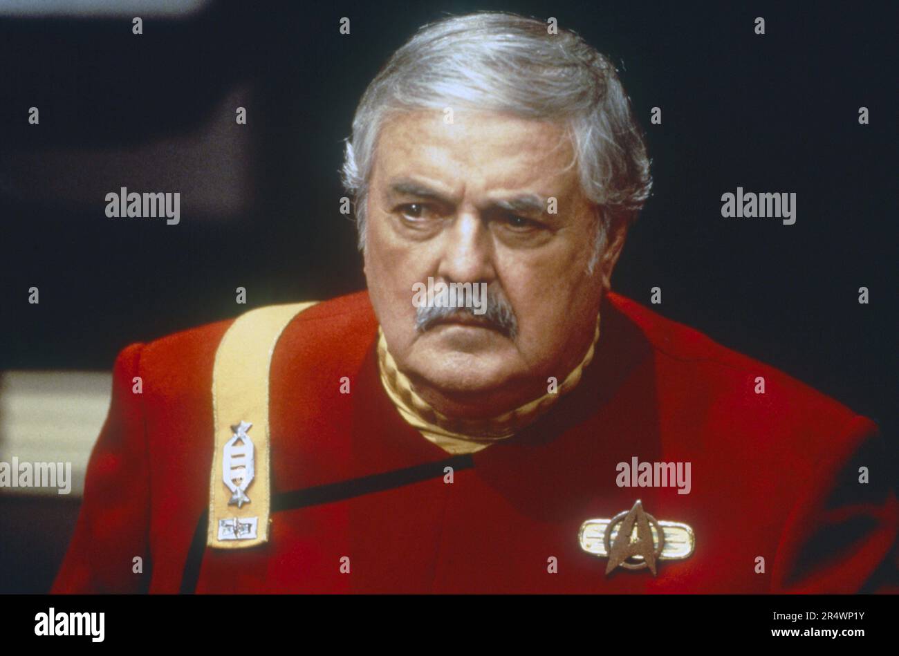 Star Trek: Generations Year : 1994 USA Director : David Carson James Doohan Stockfoto