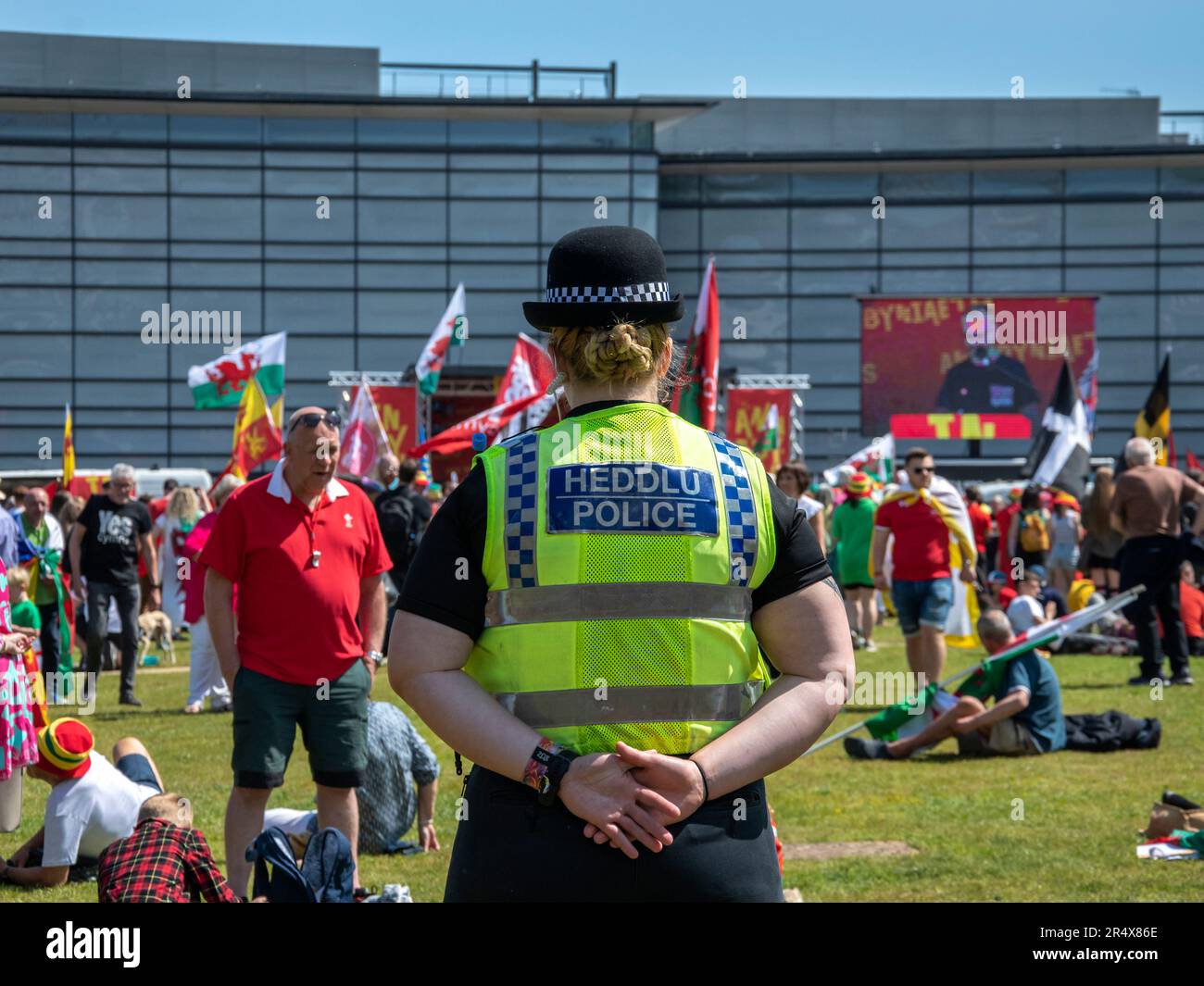 Swansea, Wales, Großbritannien. 20. Mai 2023: Eine Pro-Walisische Unabhängigkeitskundgebung im sonnigen Swansea. Stockfoto