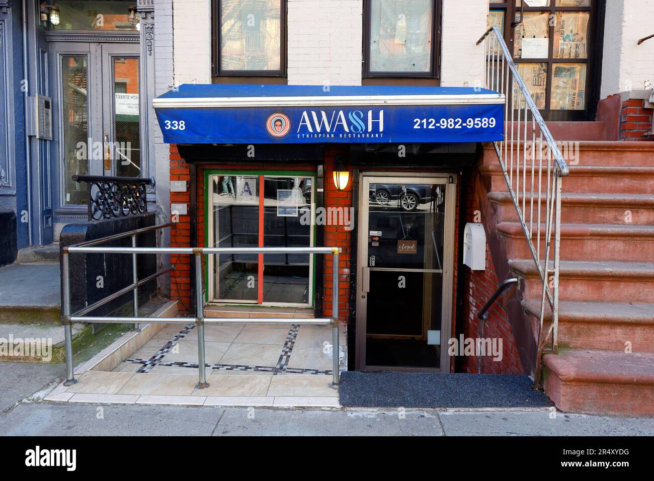 AWASH, 338 E 6. St, New York, NYC, Foto eines äthiopischen Restaurants in Manhattans East Village Viertel. Stockfoto