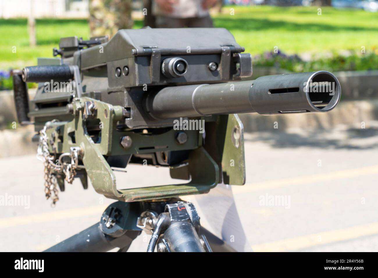 Automatischer Granatwerfer Mk 19 40 mm mit Gurtzuführung Stockfoto