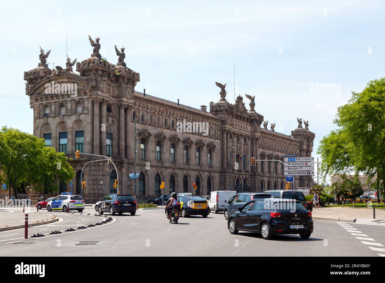 Barcelona, Spanien - Juni 08 2018: Die Staatliche Steuerbehörde (Katalanisch: Agència Estatal d'Administració Tributària) wenige Meter vom mir entfernt Stockfoto