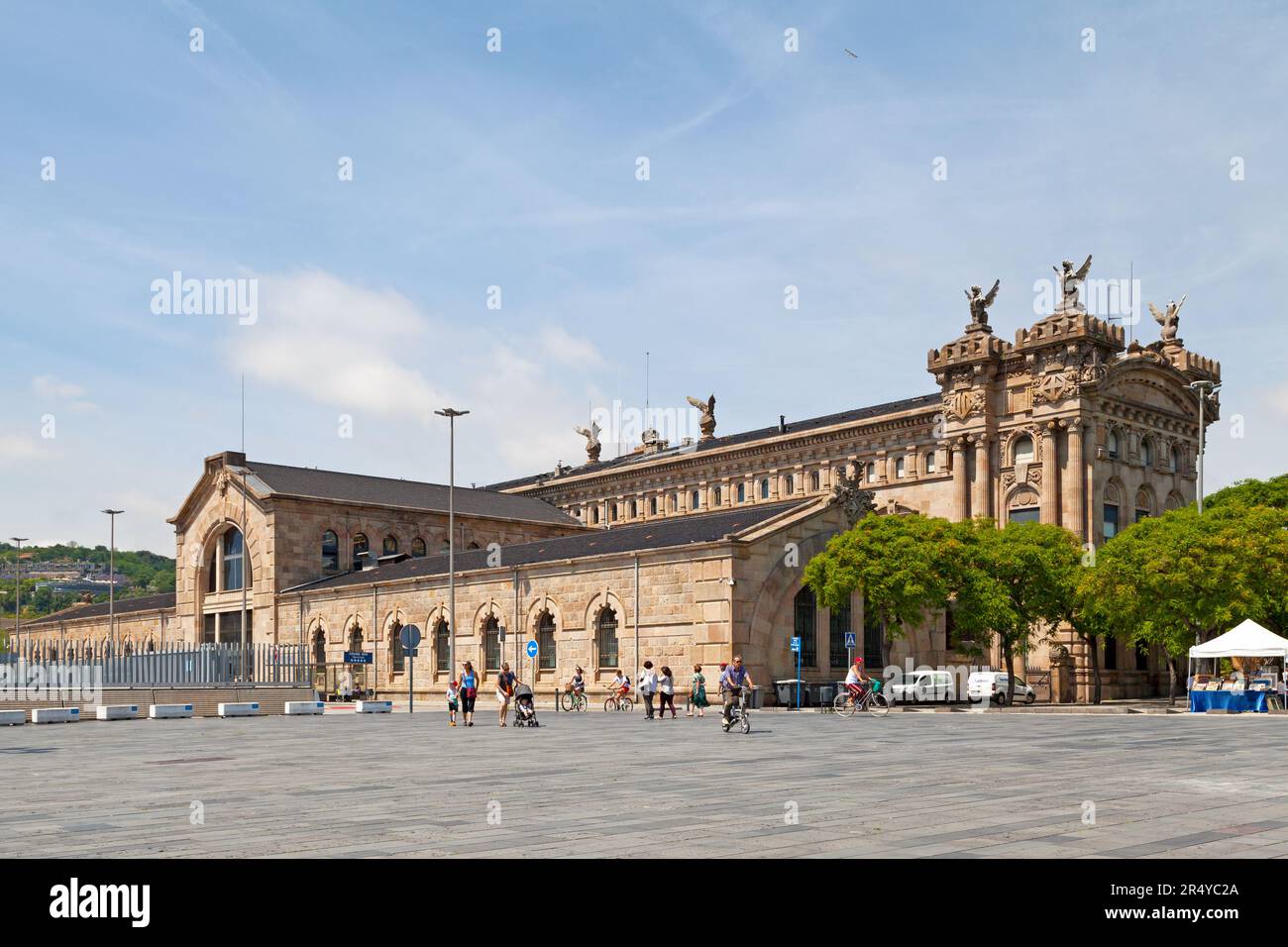 Barcelona, Spanien - Juni 08 2018: Die Staatliche Steuerbehörde (Katalanisch: Agència Estatal d'Administració Tributària) wenige Meter vom mir entfernt Stockfoto