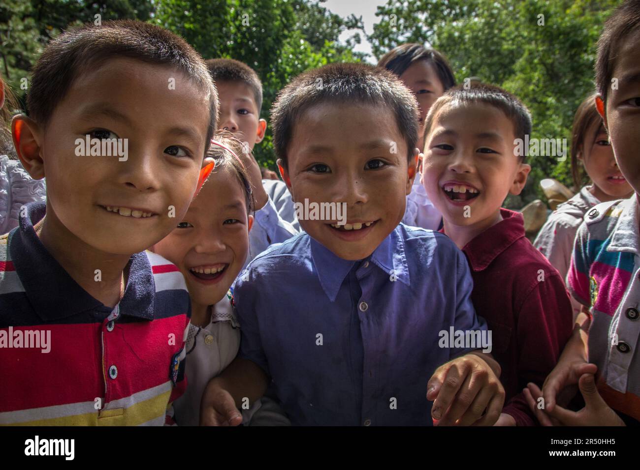 kinder aus nordkorea haben Spaß Stockfoto