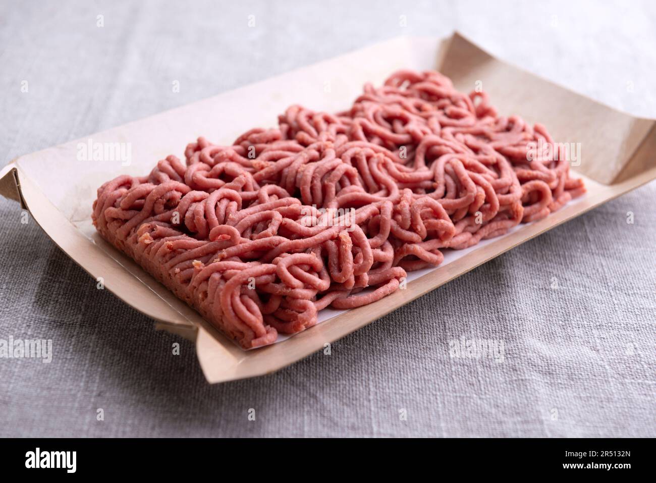 Veganes Hackfleisch auf Erbsenproteinbasis Stockfoto