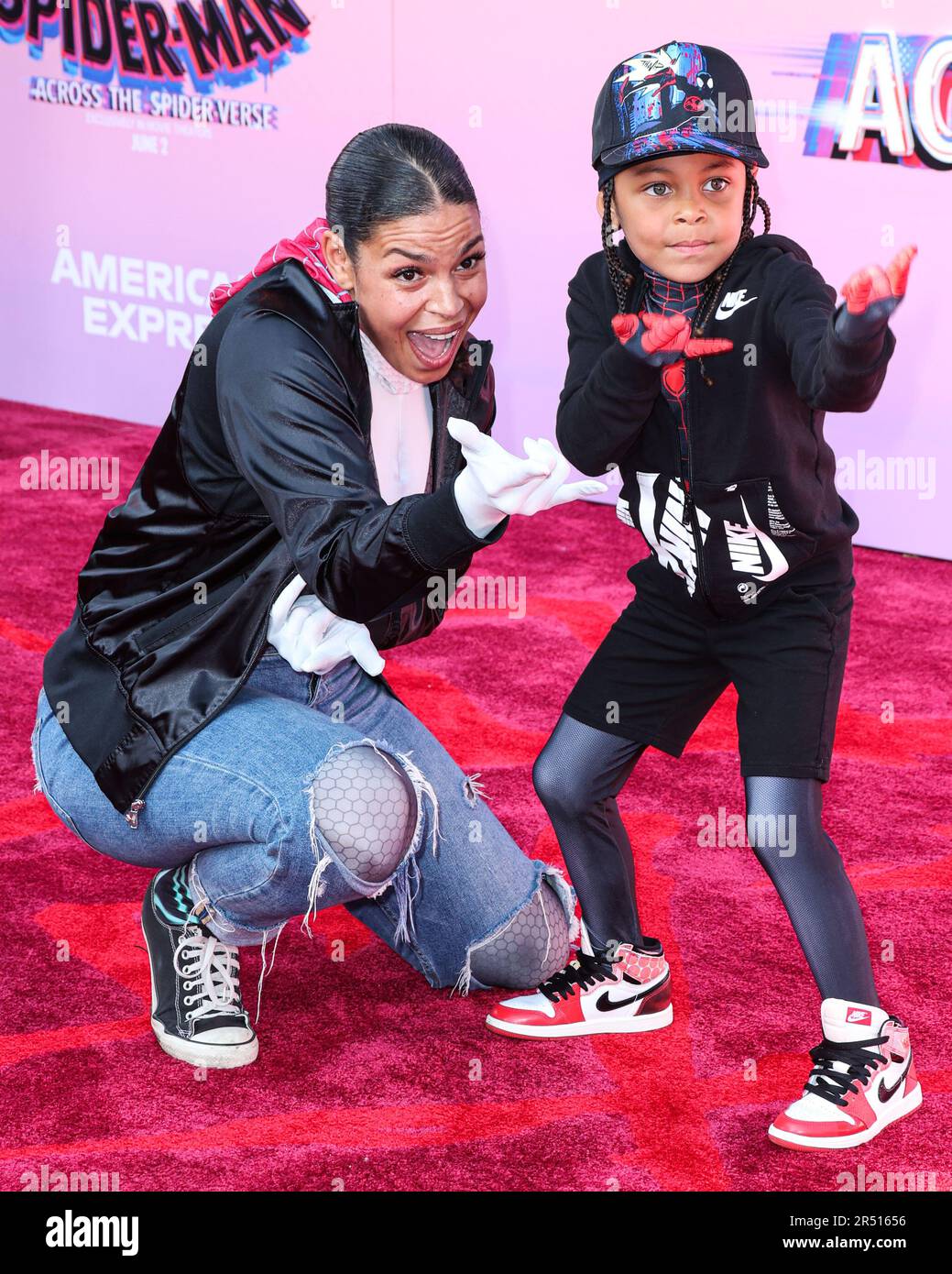 WESTWOOD, LOS ANGELES, KALIFORNIEN, USA - MAI 30: Jordin Sparks und Dana Isaiah Thomas Jr. am 30. Mai 2023 im Regency Village Theater in Westwood, Los Angeles, Kalifornien, USA, findet die Weltpremiere von Sony Pictures Animation „Spider-man: Across the Spider Verse“ statt. (Foto von Xavier Collin/Image Press Agency) Stockfoto
