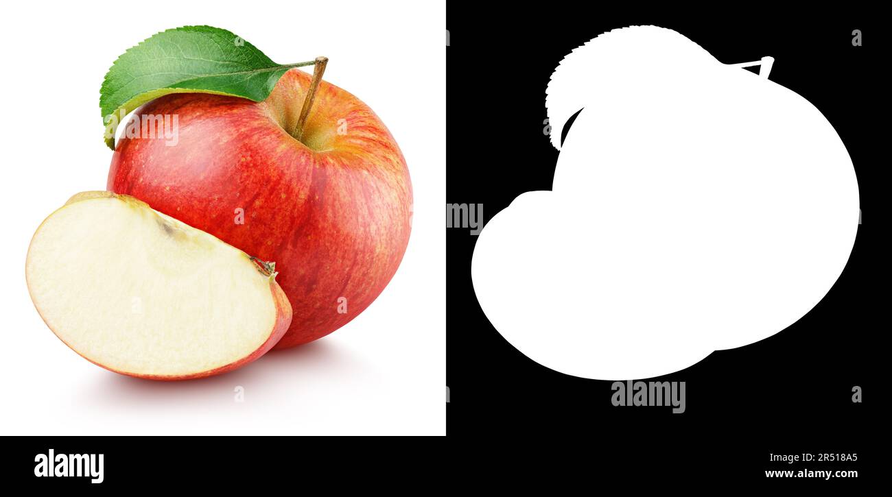 Rote Apfelfrucht mit grünem Blatt und Scheiben ohne Samen, isoliert auf weißem Hintergrund. Roter Apfel mit Beschneidungspfad und Auswahlmaske (Alphakanal) Stockfoto