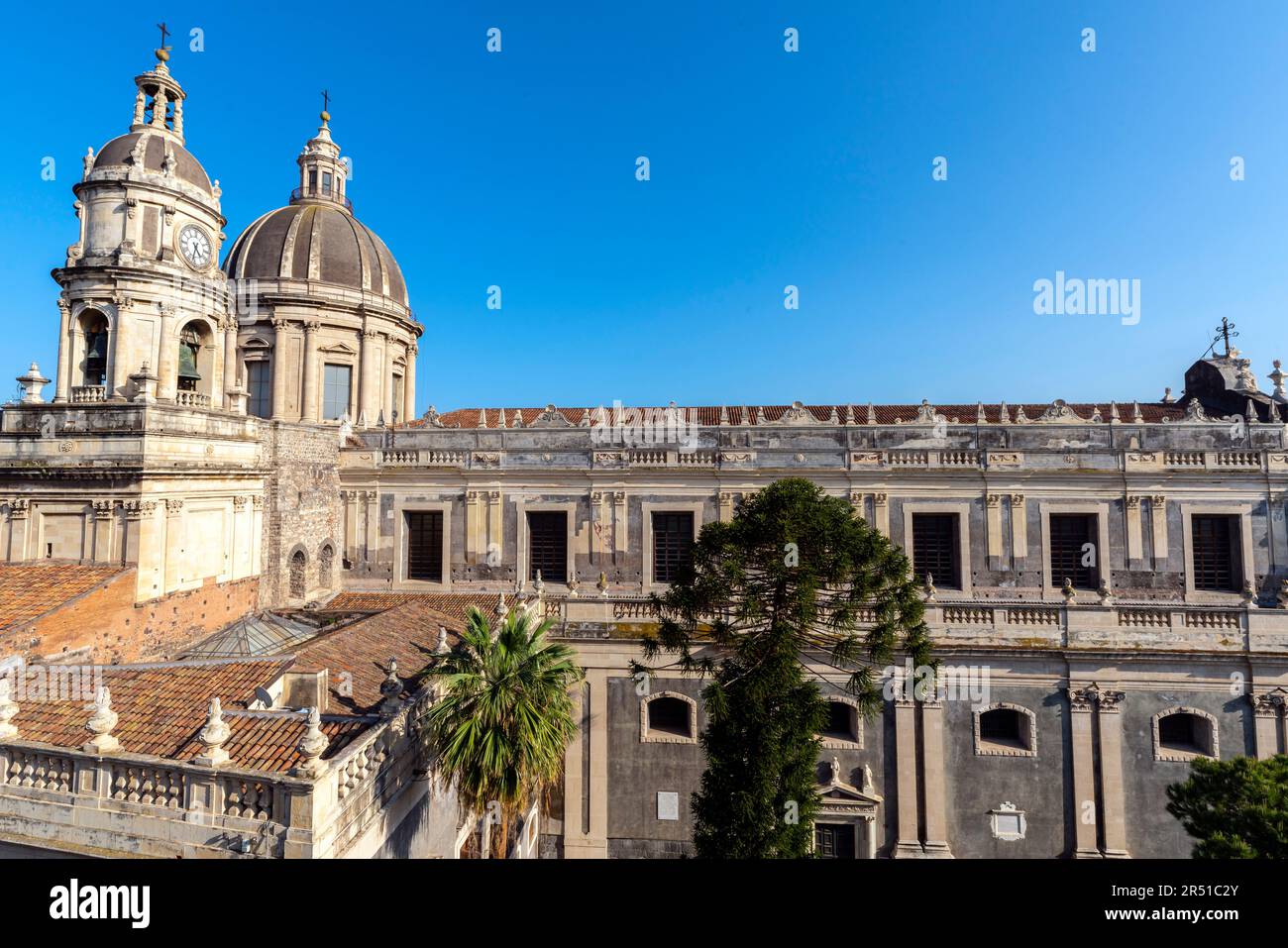 Die römisch-katholische Metropolitanische Kathedrale der heiligen Agatha von Catania, Sizilien, Italien. Stockfoto