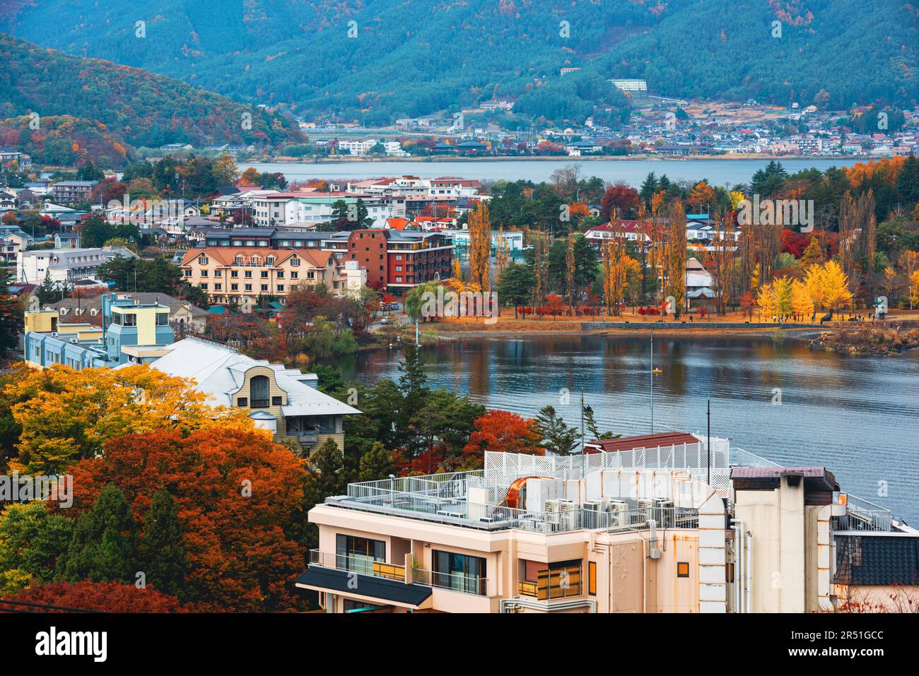 kawaguchi-See, Präfektur Yamanashi, Japan in der Herbstsaison. Stockfoto
