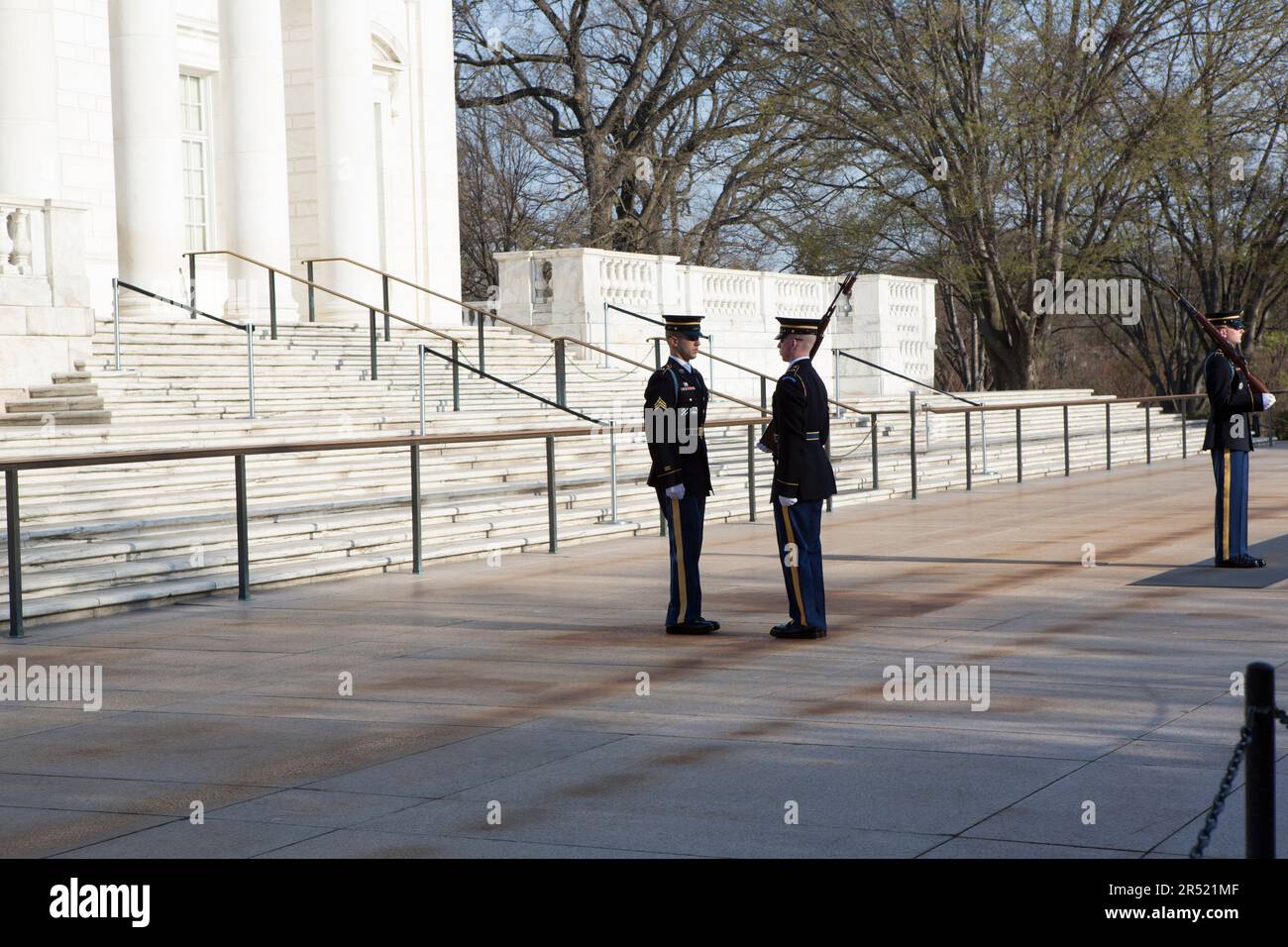 Das Grab der Unbekannten auf dem Arlington National Cemetery in Arlington, VA Stockfoto