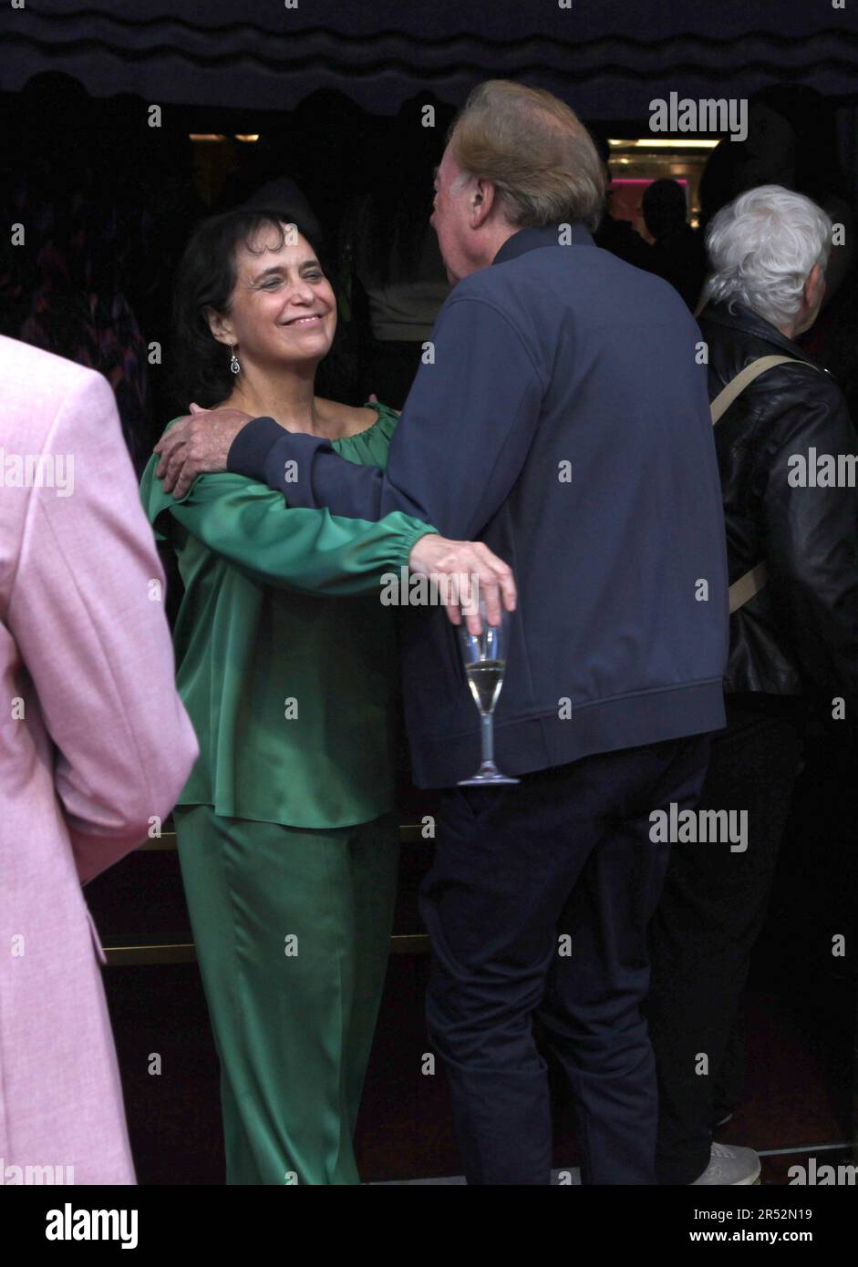 London, Großbritannien. Nica Burns und Andrew Lloyd Webber bei Aspect of Love Opening Night. Lyrik Theater. Mai 2023. Ref:LMK11-S290523-001. Steve Bealing/Landmark Media . Stockfoto