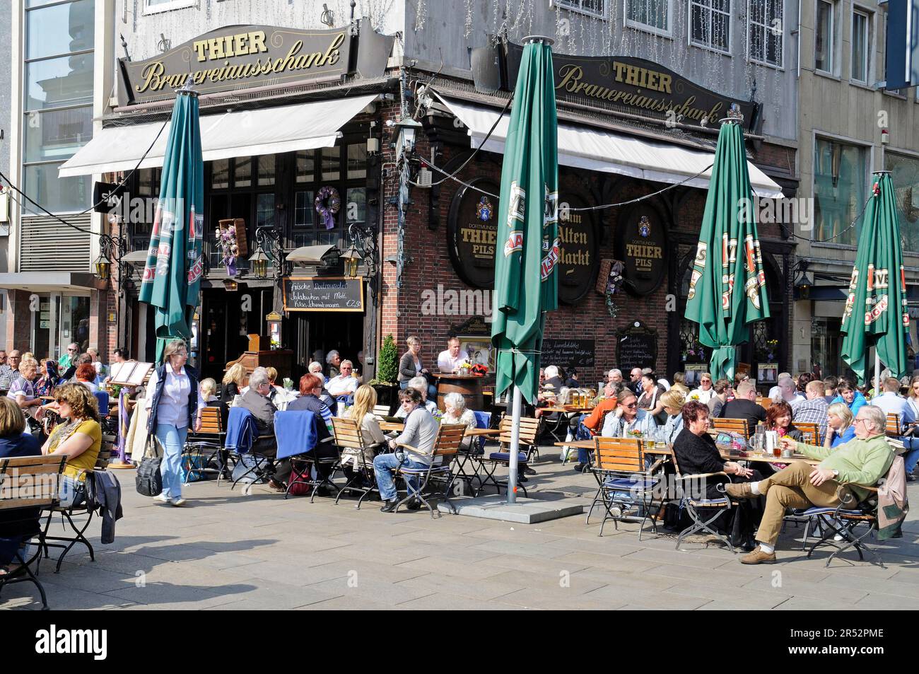 Alter Markt, Square, Street Cafe, Dortmund, Nordrhein-Westfalen, Deutschland, Thier Brauereiausschank Stockfoto
