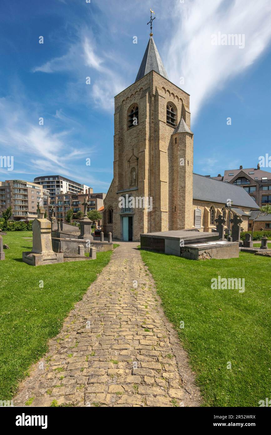 Kirche, James Ensor, OLV ter Duinen, Mariekerke, Ostende, Belgien Stockfoto