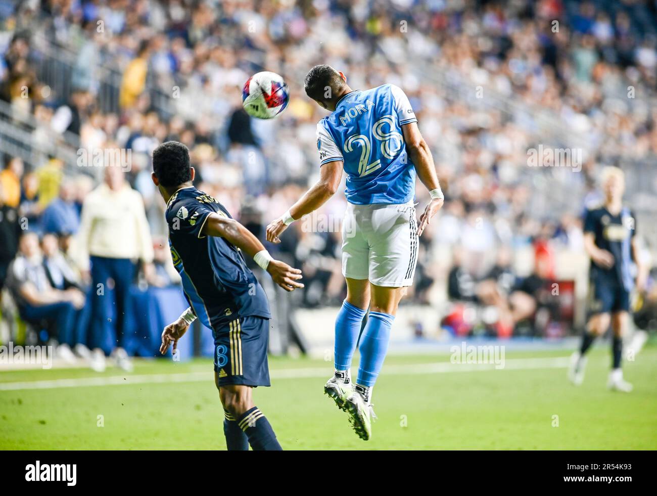 Chester, Pennsylvania, USA. 31. Mai 2023. 31. Mai 2023, JOSE MARTINEZ (8) von der Chester PA-Philadelphia Union in Aktion gegen JOSEPH MORA (28) vom Charlotte FC während des Spiels im Subaru Park in Chester, PA (Credit Image: © Ricky Fitchett/ZUMA Press Wire), NUR REDAKTIONELLE VERWENDUNG! Nicht für den kommerziellen GEBRAUCH! Stockfoto