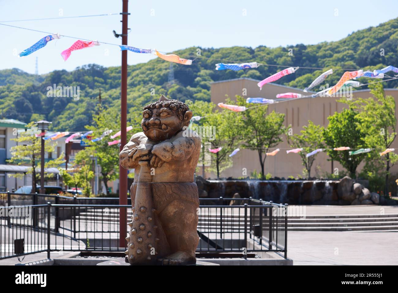 Kinugawa, Japan, 3 2023. Mai: Eine Onigamigatue in Kinugawa Onsen. Eine Oni ist eine Art Dämon, Ork, Oger oder Troll in der japanischen Folklore. Stockfoto