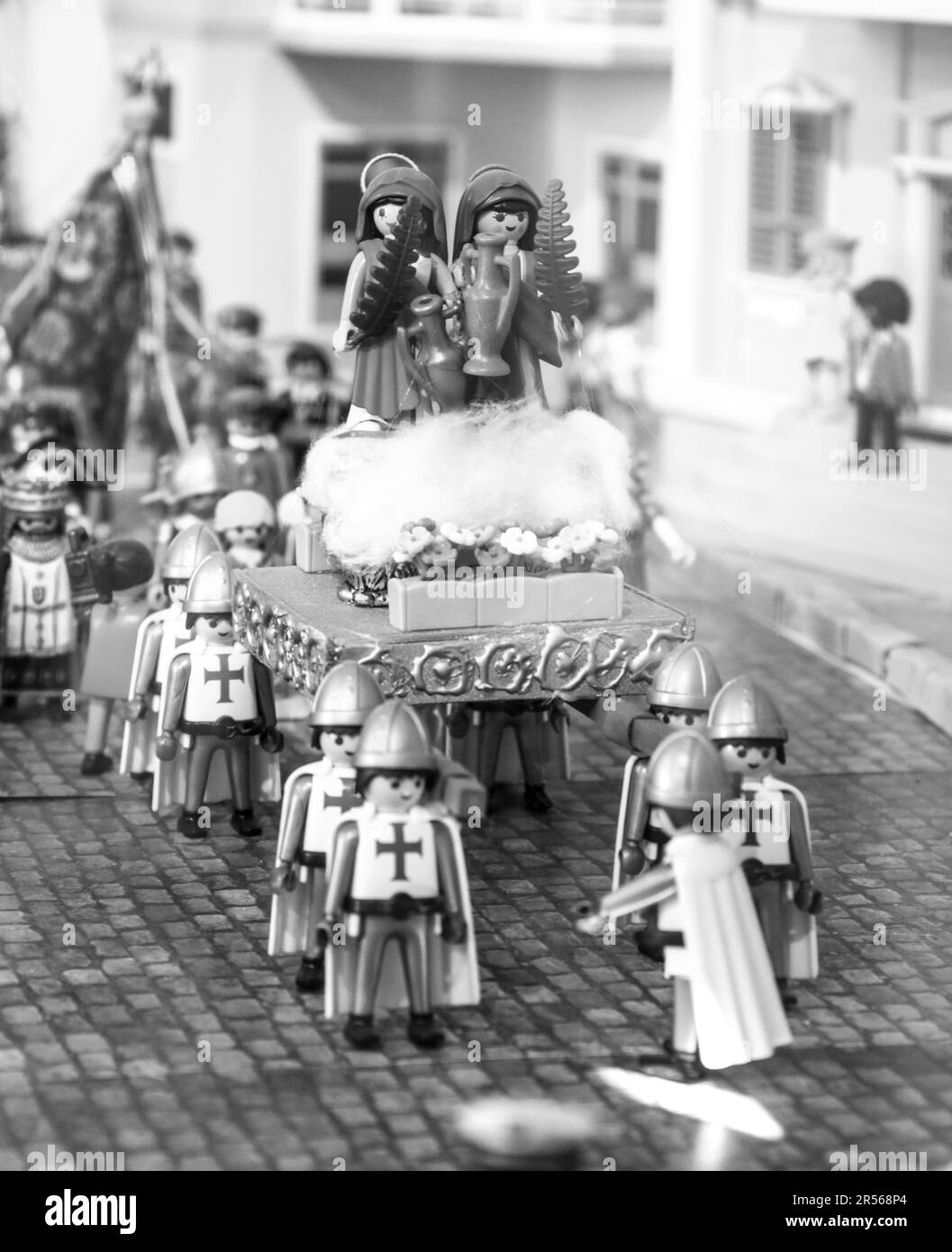 Orihuela, Alicante, Spanien - 6. März 2023: Playmobil-Figuren mit Szenen der Spanischen Heiligen Woche der Stadt Orihuela in Spanien Stockfoto