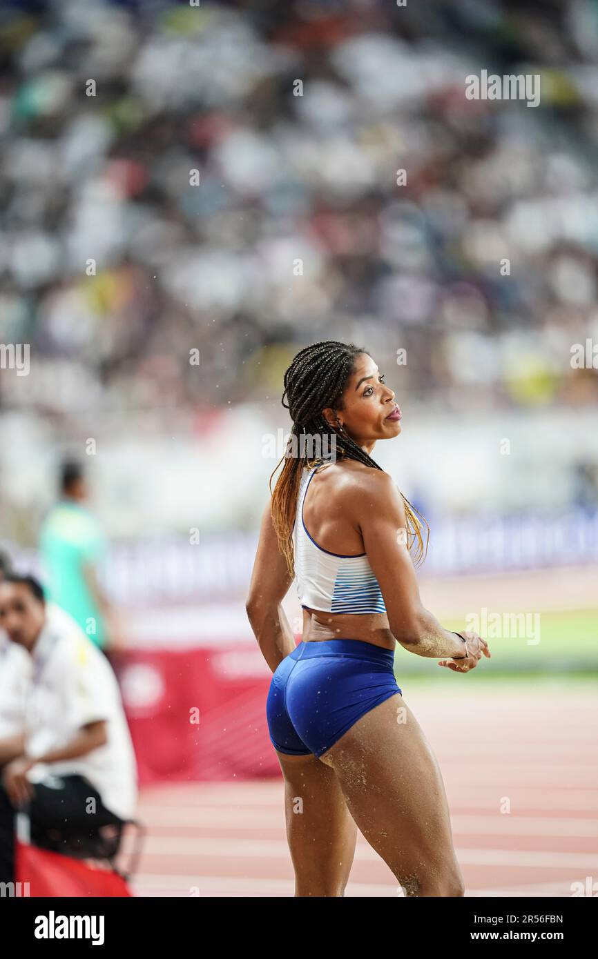 Abigail Irozuru auf dem langen Sprung bei der Doha-Leichtathletik-Weltmeisterschaft 2019. Stockfoto