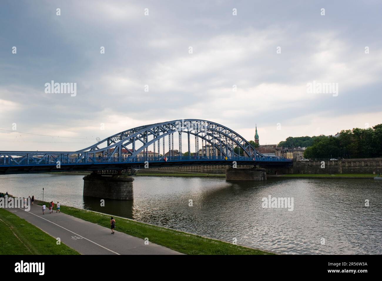 Polen. Krakau. Pitsudskiego-Brücke. WISTA Vistula Stockfoto