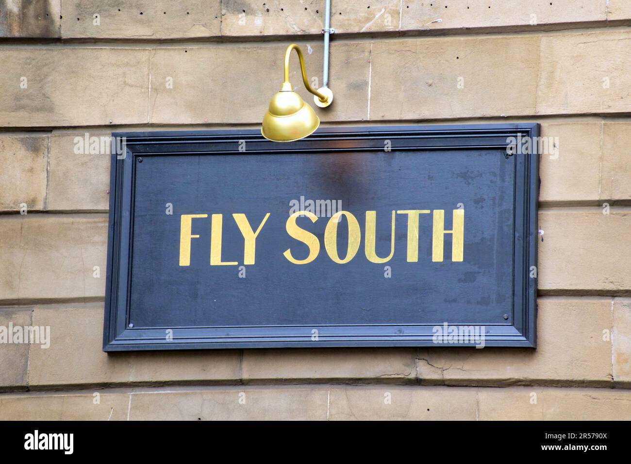 Schild „Fliegen nach Süden“ Stockfoto