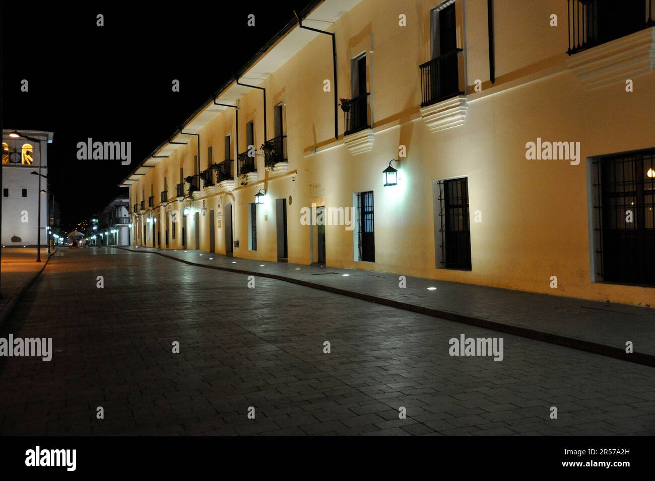 De Leyva. Reisen. Traditionell. Nach Süden. Menschen. Im Freien. Villa De Leyva. Niemand. Latein. Geschichte. Geografie. Tag. Kolumbien. Stadt. Anden. Amerika. Haus. Häuser. Kolonialstil Stockfoto