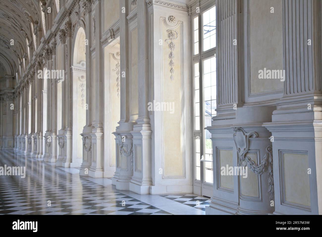 Ansicht der Galleria di Diana in Venaria Royal Palace, in der Nähe von Turin, Piemont Stockfoto