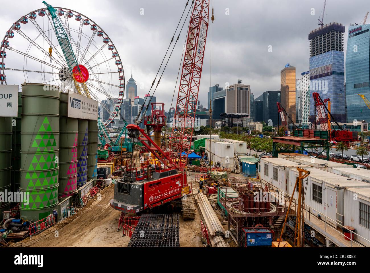 Eine Baustelle (Baustelle), Hong Kong Island, Hongkong, China. Stockfoto