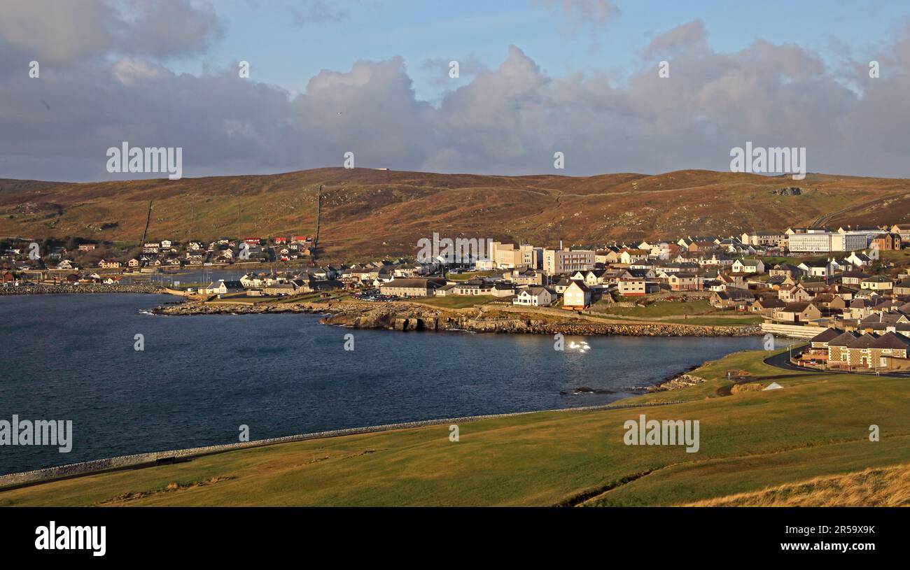 Panoramablick auf Lerwick, von den Willows, 38 South Rd, Lerwick, Sound, Shetland, Schottland, Vereinigtes Königreich, ZE1 0. Stockfoto