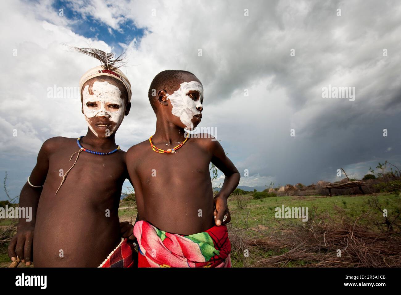 Arbore-Jungs, Lower Omo Valley, Süd-Äthiopien. Stockfoto