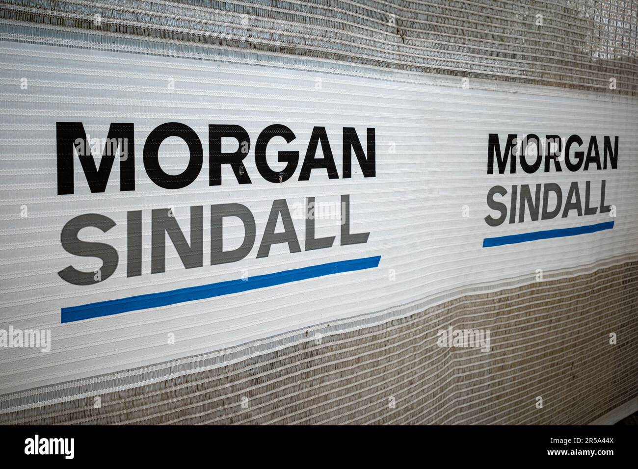 Morgan Sindall Building Site Old Street Roundabout Shoreditch London. Morgan Sindall Group plc ist ein britisches Bauunternehmen, das 1977 gegründet wurde. Stockfoto
