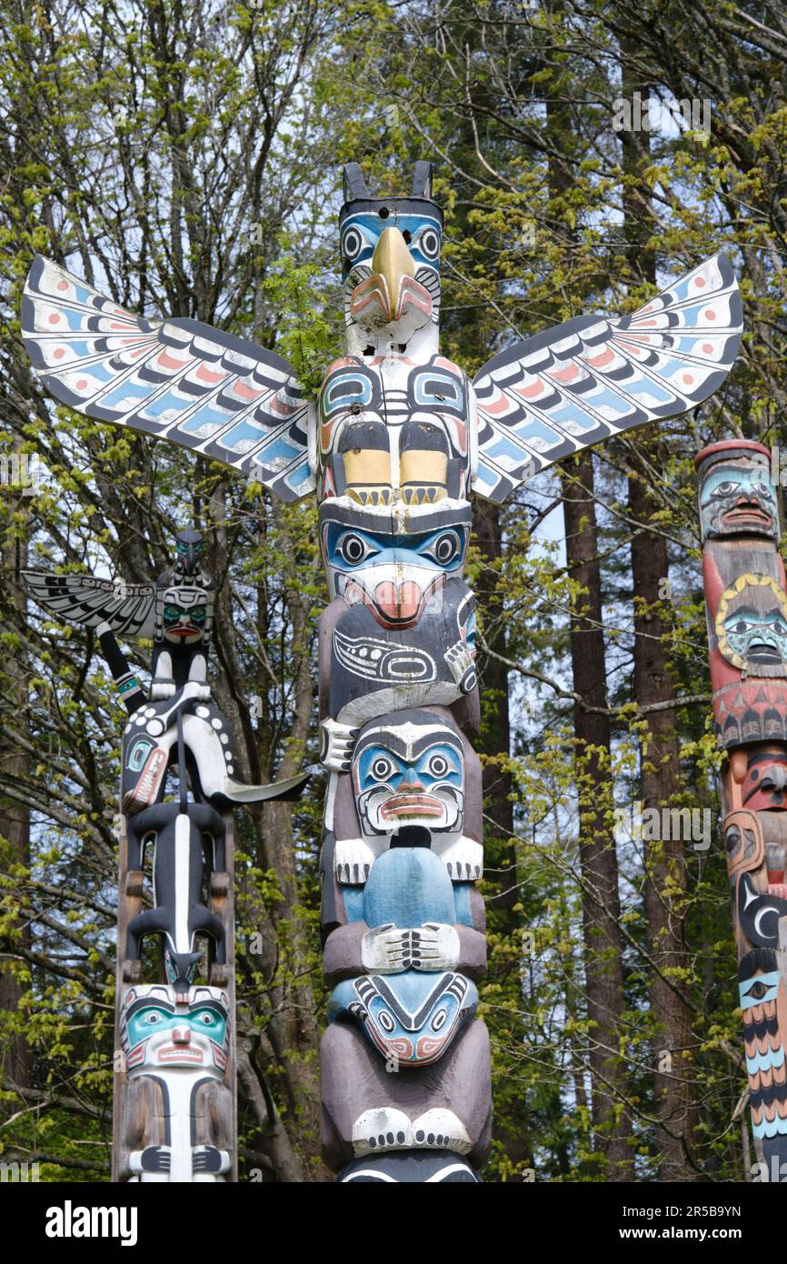 Totempfähle im Stanley Park, Vancouver, Britisch-Kolumbien, Kanada Stockfoto