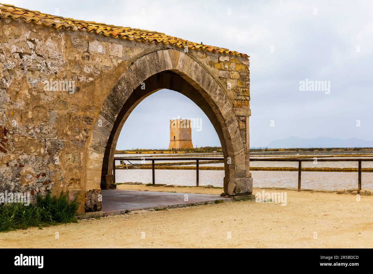Saline di Trapani und Paceco Saline di Trapani e Paceco sind ein italienisches Naturschutzgebiet in der Provinz Trapani zwischen den Gemeinden Trapani Stockfoto
