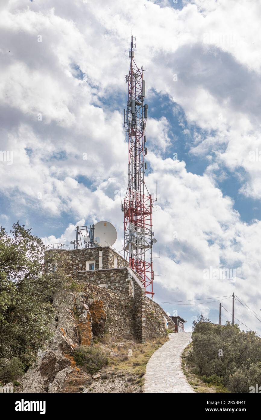 Der Funkmast in Forca Real, Pyrnees Orintales Stockfoto