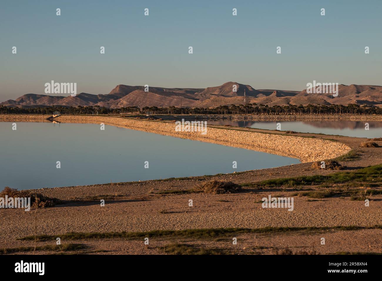 Taourirt's Urban Wastewater Treatment Facility Becken, Marokko Stockfoto