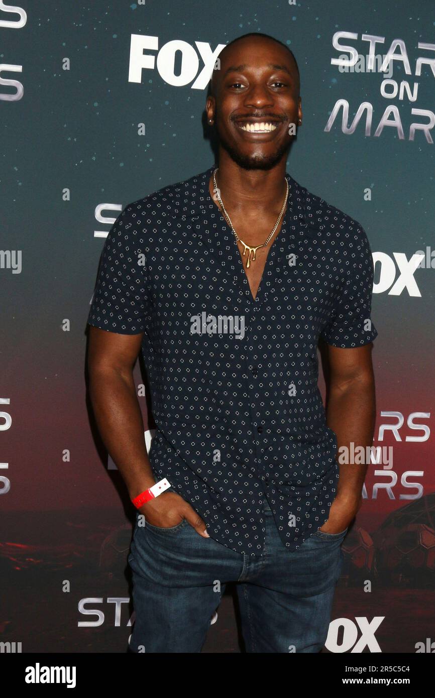 Los Angeles, Kalifornien. 1. Juni 2023. Courtney Revolution bei Ankunft für die Mars Bar Experience Launch Party, Scum & Villainy Cantina, Los Angeles, CA, 1. Juni 2023. Kredit: Priscilla Grant/Everett Collection/Alamy Live News Stockfoto