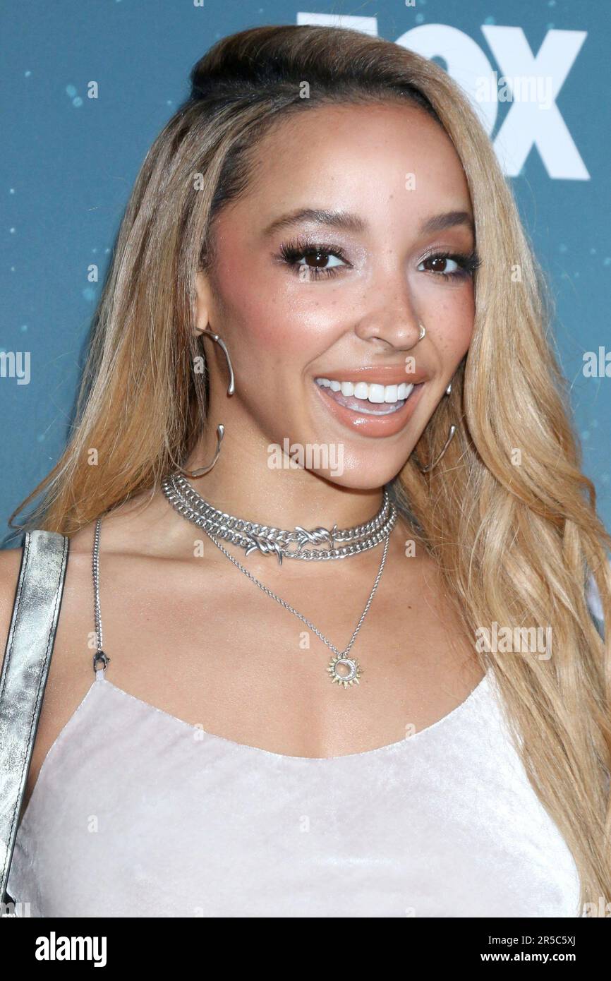 Los Angeles, Kalifornien. 1. Juni 2023. Tinashe bei Ankunft für die Mars Bar Experience Launch Party, Scum & Villainy Cantina, Los Angeles, CA, 1. Juni 2023. Kredit: Priscilla Grant/Everett Collection/Alamy Live News Stockfoto