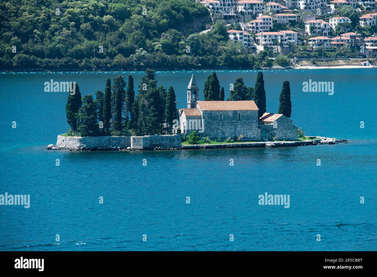 St. Georges Klosterinsel, Perast, Bucht von Kotor, Montenegro, Sveti Dorde Stockfoto