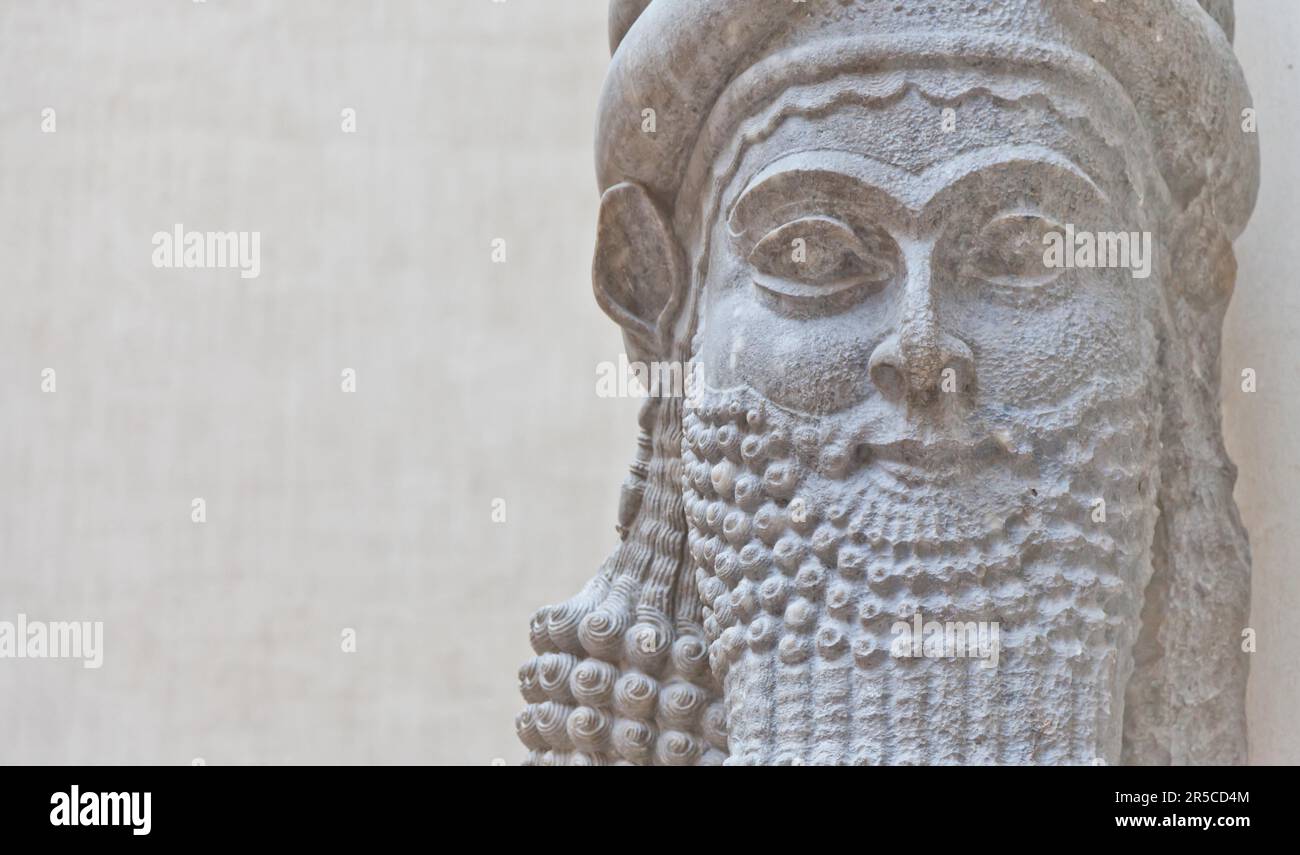Bis 3500 v. Chr. zurückreicht, mesopotamische Kunst Krieg als eine Möglichkeit, mächtige Herrscher und ihre Verbindung zur Göttlichkeit zu verherrlichen dienen soll Stockfoto