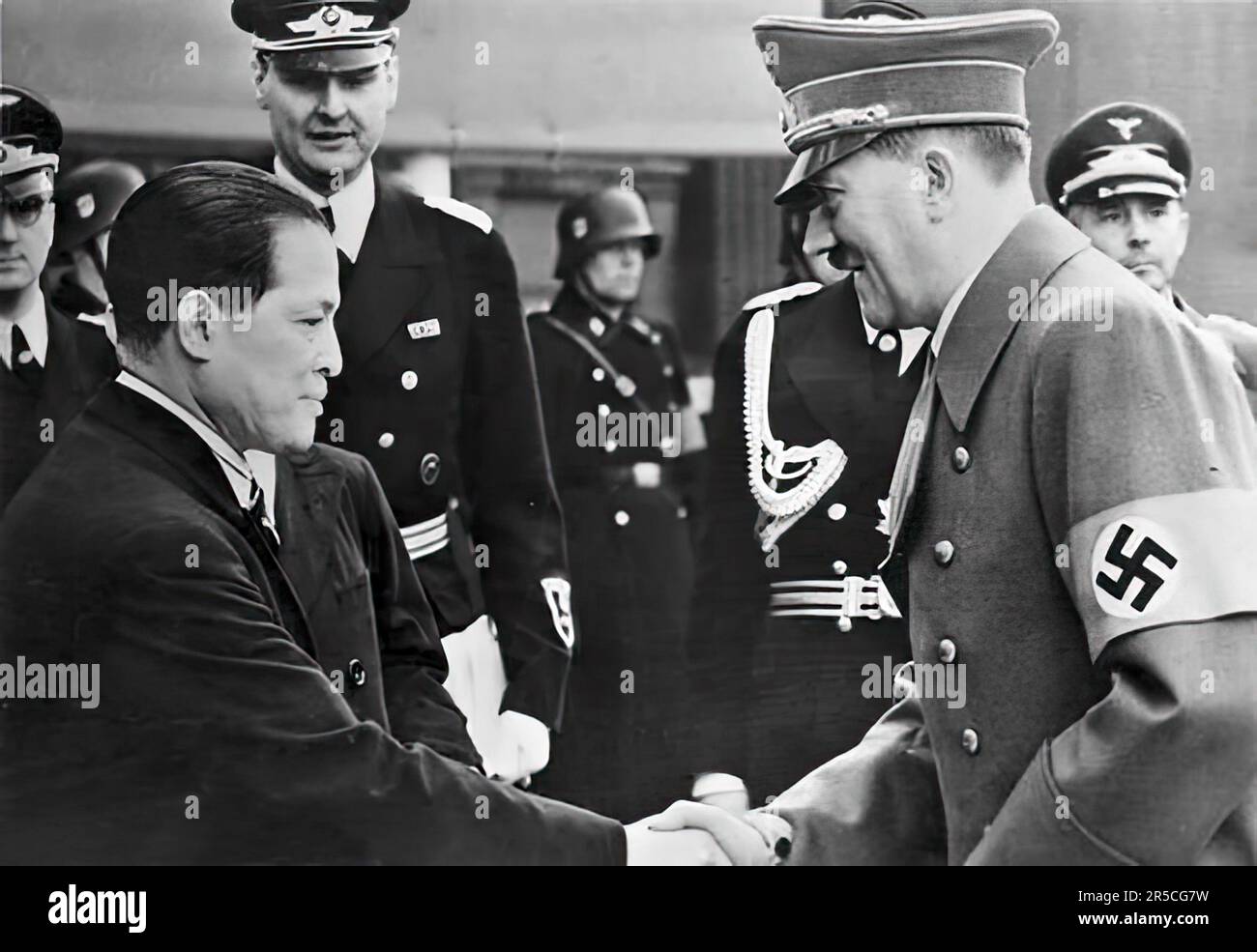 Adolf Hitler trifft japanischen Botschafter in Deutschland Hiroshi Oshima Stockfoto