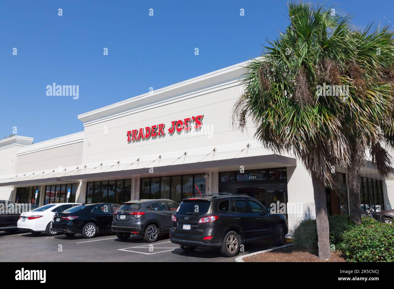 Trader Joe's Storefront in Sarasota, Florida, USA. Stockfoto