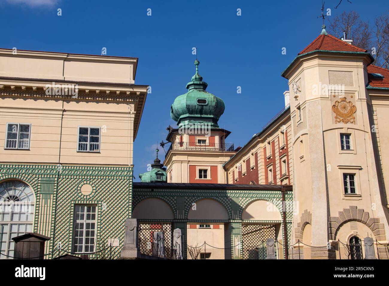 Lancut Castle in Polen ist eine herrliche historische Festung mit reichem Kulturerbe, atemberaubender Architektur, wunderschöner Inneneinrichtung und Gärten Stockfoto