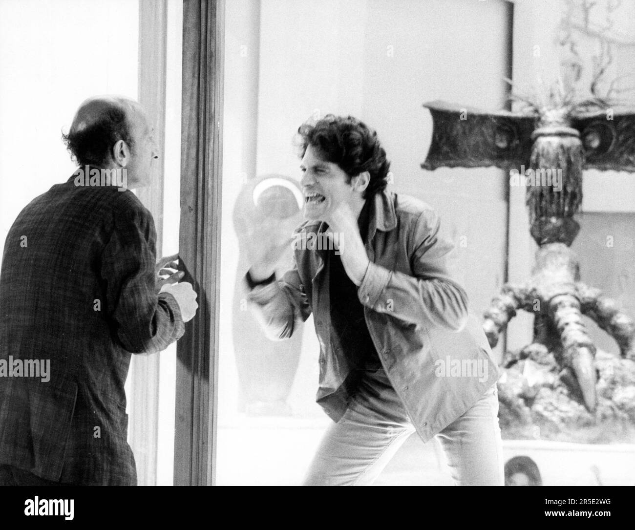 TONY MUSANTE IN THE BIRD WITH THE CRYSTAL PLUMAGE (1970) – ORIGINALTITEL: L' UCCELLO DALLE PIUME DI CRISTALLO – REGIE: DARIO ARGENTO. Kredit: CCC Filmproduktion / Album Stockfoto