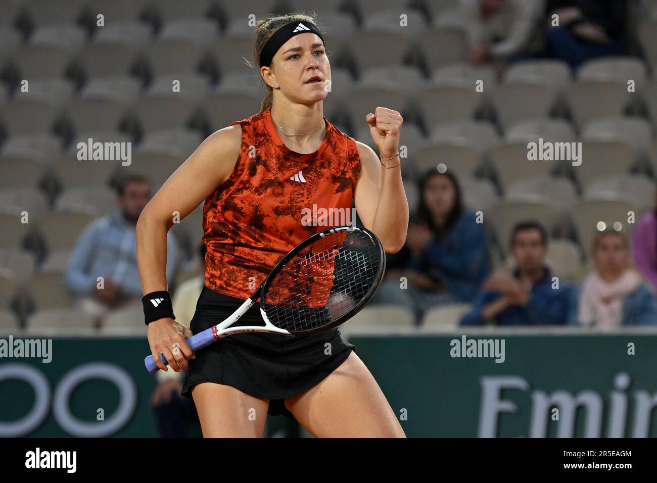 PARIS, IF - 02.06.2023: ROLAND GARROS 2023 - Karolina Muchova während ihres Spiels gegen Irina-Camelia Begu bei Roland Garros 2023 Turnier in Paris, Frankreich. (Foto: Richard Callis/Fotoarena) Stockfoto