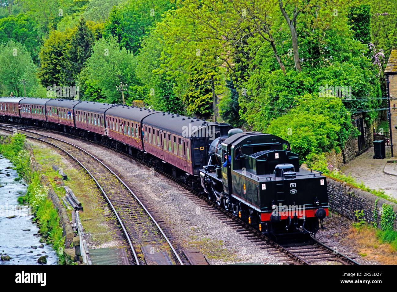 Standardklasse Nr. 78022 in Haworth, Keighley Worth Valley Railway, Yorkahire, England Stockfoto