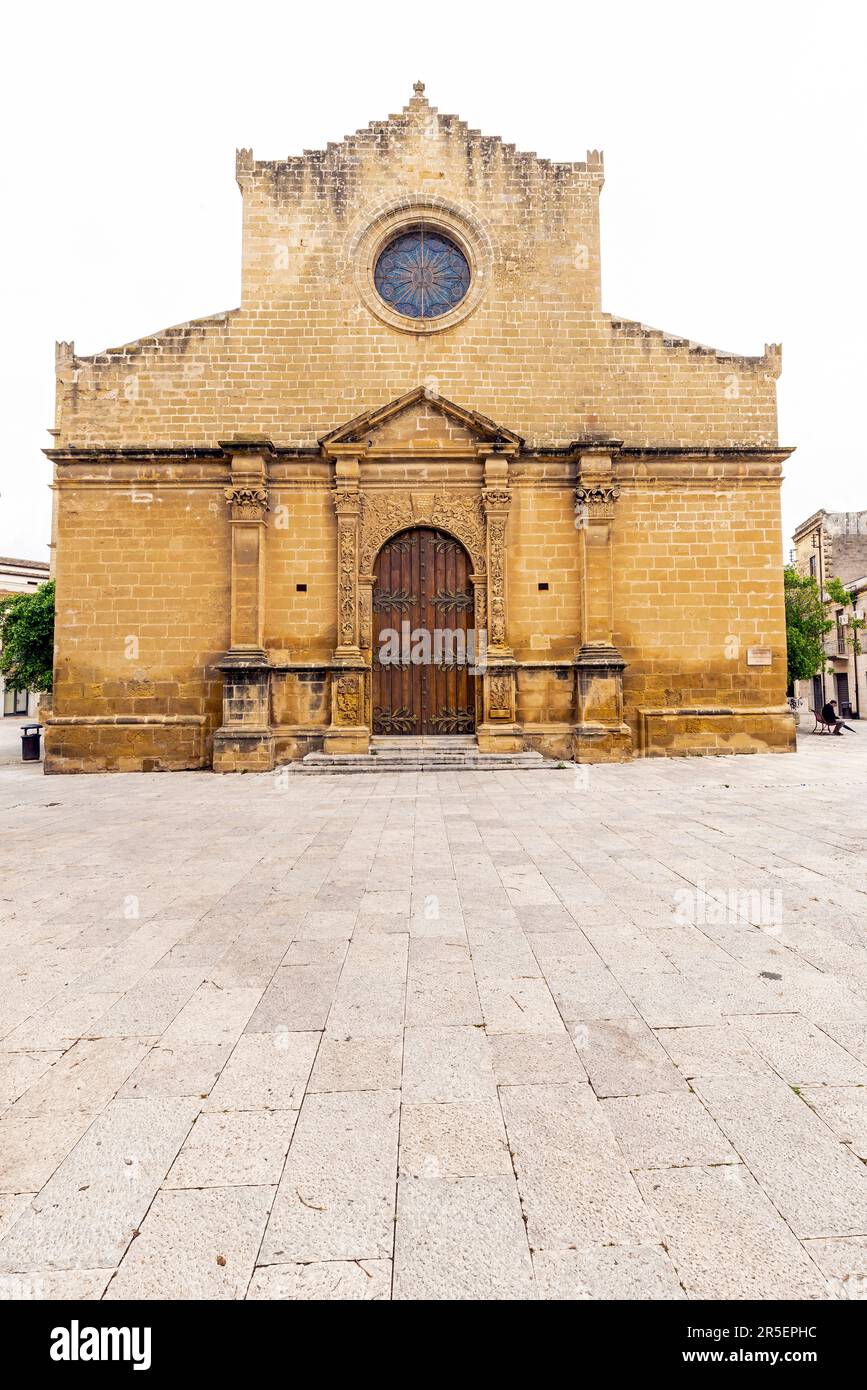 Chiesa matrice di santa maria assunta Fotos und Bildmaterial in hoher
