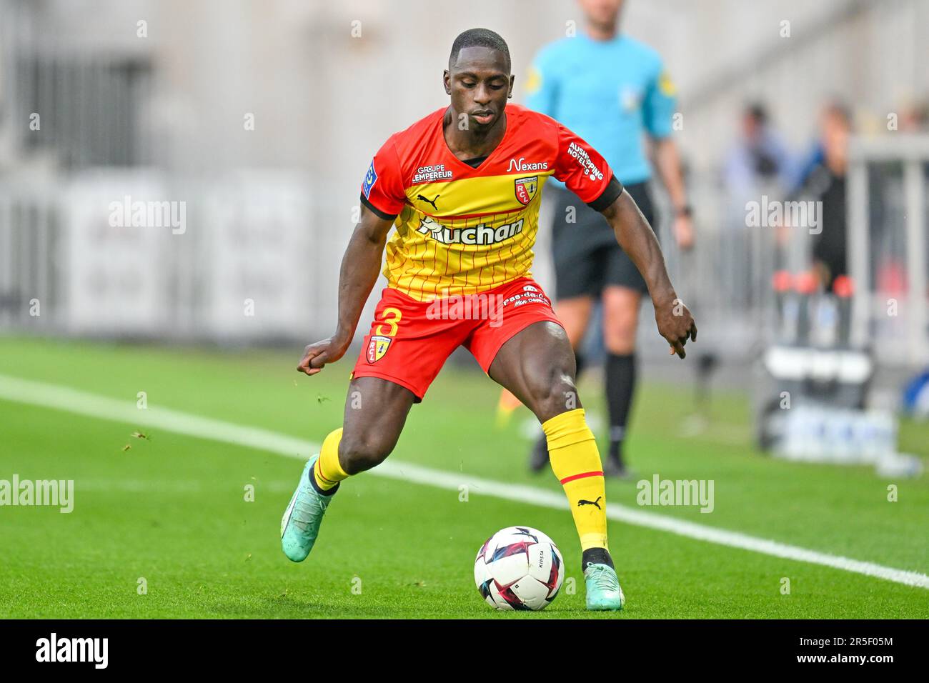 Linse, Frankreich. 27. Mai 2023. Schauspieler Machado (3) von RC Lens, das während eines Fußballspiels zwischen T Racing Club de Lens und AC Ajaccio am 37. Spieltag der Ligue 1 Uber Eats Saison 2022-2023 am Sonntag, den 27. Mai 2023 in Lens, Frankreich, abgebildet wurde. Kredit: Sportpix/Alamy Live News Stockfoto
