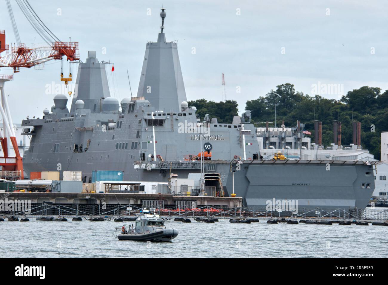 Yokusuka, Japan. 03. Juni 2023. Am Samstag, den 3. Juni 2023, befindet sich die Amphibien-Anlegestelle der Klasse San Antonio USS Somerset (LPD-25) in Fleet Activities (FLEACT) Yokosuka in der Präfektur Kanagawa, Japan. Foto: Keizo Mori/UPI Credit: UPI/Alamy Live News Stockfoto