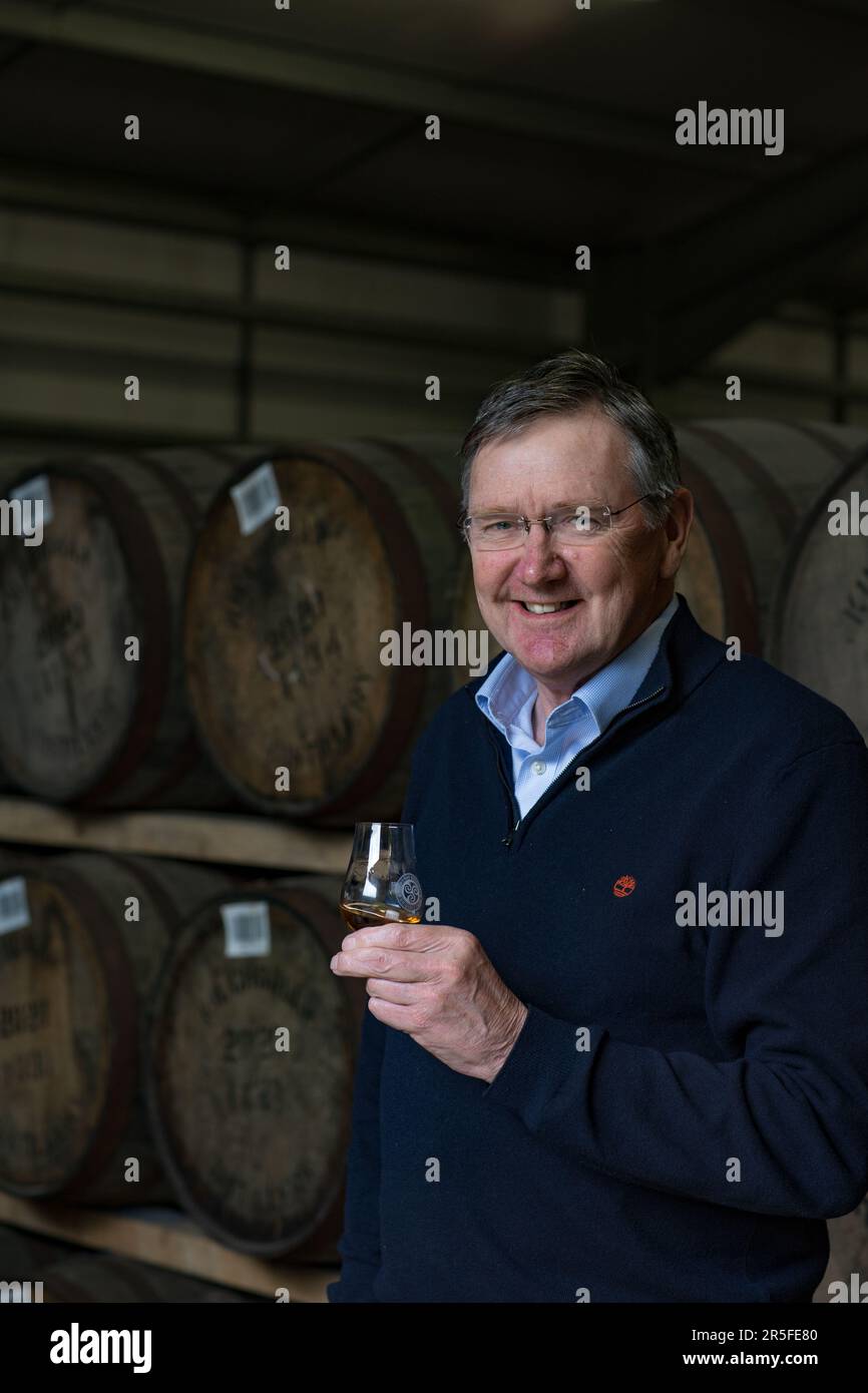 Anthony Wills Gründer und Geschäftsführer der Kilchoman-Brennerei Islay, Schottland Stockfoto