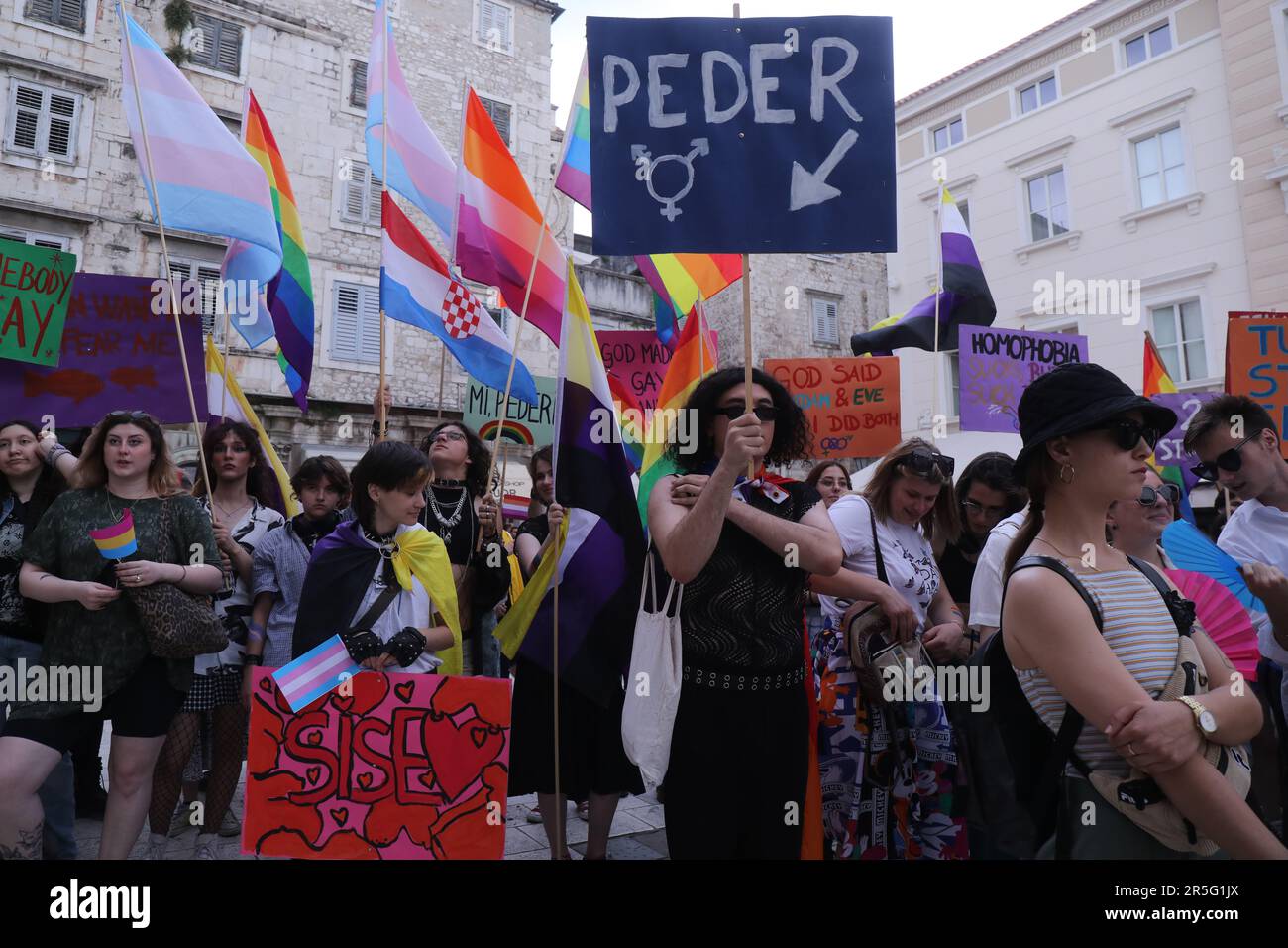 Split, Kroatien. 03. Juni 2023. Die LGBTIQ Pride Parade findet am 03 in Split, Kroatien, statt. Juli 2023. Foto: Ivo Cagalj/PIXSELL Credit: Pixsell/Alamy Live News Stockfoto
