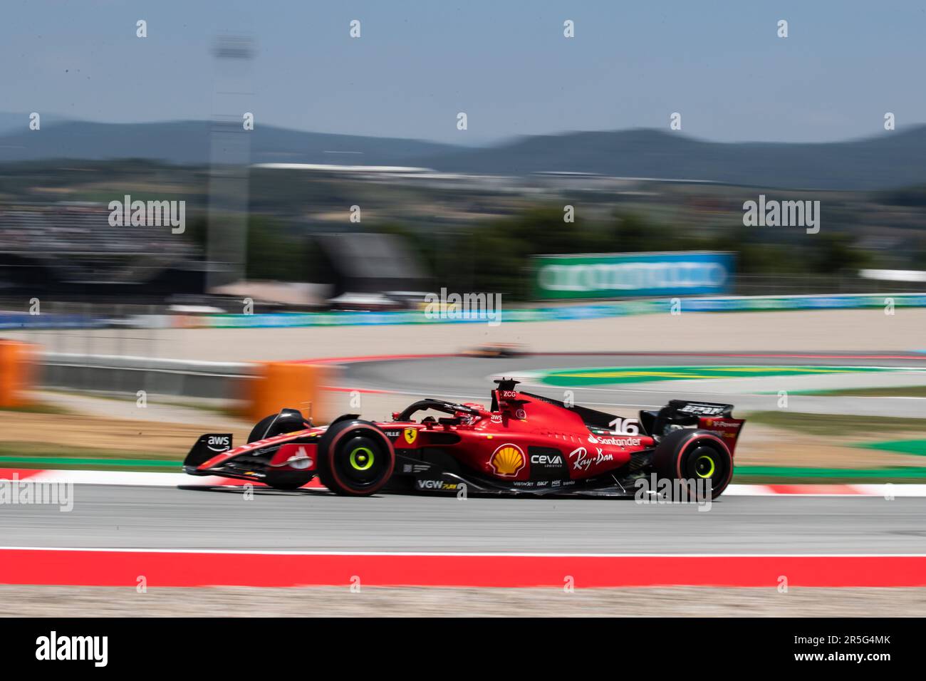 Barcelona, Spanien. 02. Juni 2023. Montmelo, Barcelona, Spanien. 02. Juni 2023; #16, Charles LECLERC, MCO, Team Scuderia Ferrari, SF23, während der FIA-Weltmeisterschaft F1. Formel 1 Grand Prix von Spanien, Circuit de Catalunya in der Nähe von Montmelo - Bild mit gebührenpflichtiger Haftung - Foto: © Cristiano BARNI/ATP Images (BARNI Cristiano/ATP/SPP) Guthaben: SPP Sport Press Photo. Alamy Live News Stockfoto