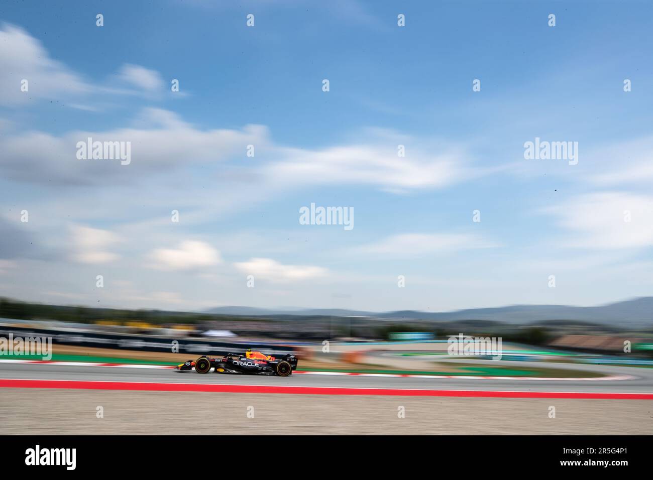 Barcelona, Spanien. 02. Juni 2023. Montmelo, Barcelona, Spanien. 02. Juni 2023; #11. Sergio PEREZ Mendoza, MEX, Oracle Red Bull Racing RB19 Honda RBPT während der FIA-Weltmeisterschaft F1. Formel 1 Grand Prix von Spanien, Circuit de Catalunya in der Nähe von Montmelo - Bild mit gebührenpflichtiger Haftung - Foto: © Cristiano BARNI/ATP Images (BARNI Cristiano/ATP/SPP) Guthaben: SPP Sport Press Photo. Alamy Live News Stockfoto